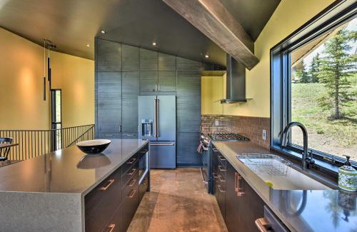 Crested Butte House | Custom Mt Crested Butte Home Walk to the Lifts!