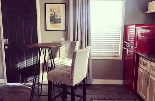 Santa Rita Apartment | Cut Bank Studio #6 near Glacier National Park