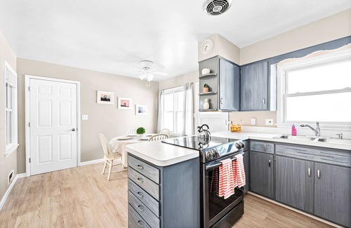 Adolph House | Cute and Cozy Hermantown Home!