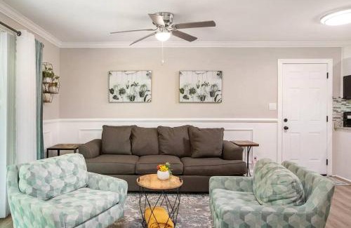 College Park Apartment | Cute Apt near Atlanta Airport-9A
