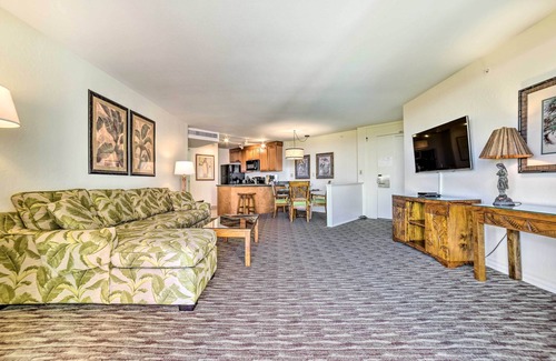 Honokowai Apartment | Cute Beachfront Condo w/Lanai & Resort Pools