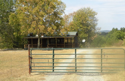 Nashoba Cabin | Cute Cabin in the Mountains and on River property. 2 ACs/High Speed Internet