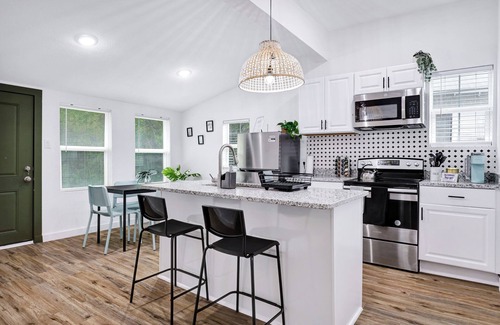 Denver Heights House | Cute & Close to Downtown | 3 BR, 1 BA
