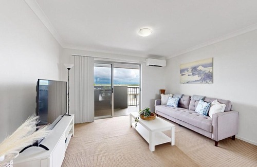 Mango Hill Apartment | Cute & Cosy with Great Location
