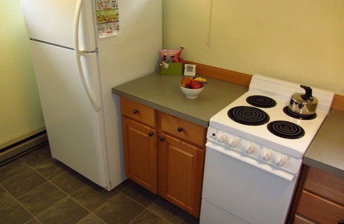 Minor Apartment | Cute Efficiency Studio 2 Miles to Downtown Seattle