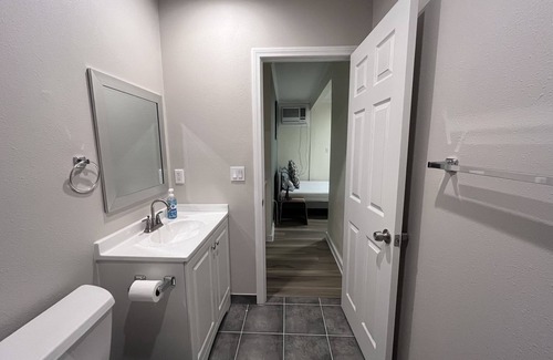 Monrovia Apartment | Cute Guest Studio Oldtown Monrovia/Pasadena/Arcadia