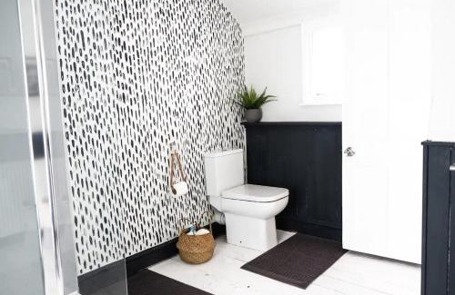 Crickhowell Apartment | Cute Self Catering Flat in the Brecon Beacons