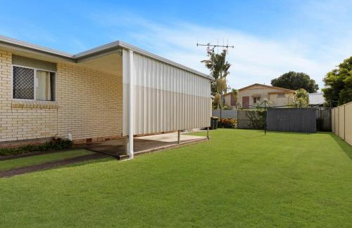 Urangan Apartment | Cutie On Cunningham