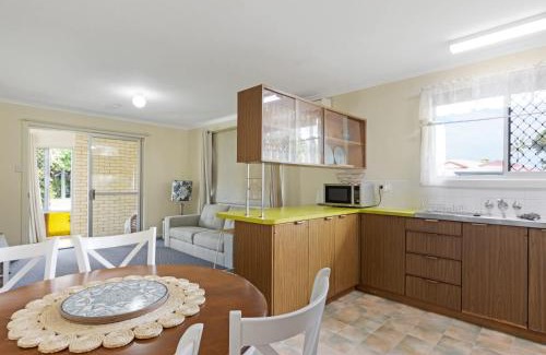 Urangan Apartment | Cutie On Cunningham