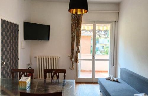 Milano Marittima Apartment | CV018 - Milano Marittima, elegante trilocale con vasca idromassaggio