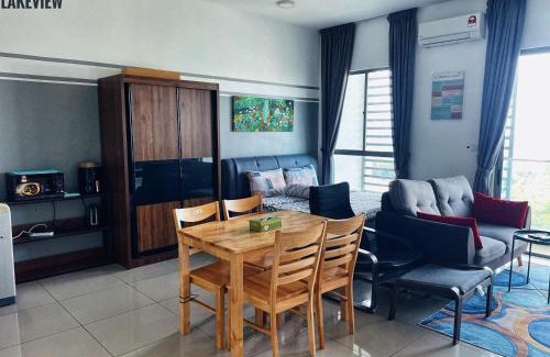 Cyberjaya Apartment | Cybersquare Lakeview with Netflix and Disney Hotstar