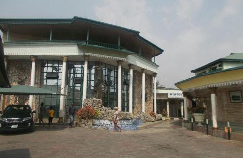 Lagos Cabin | Cynergy Suites Festac Town - Standard