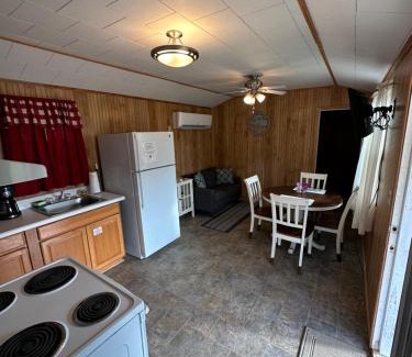 Chapman House | Cypress Landing Cabins