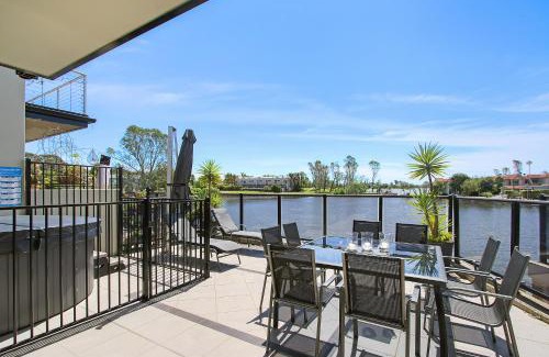Mulwala House | Cypress Townhouse 17 - Mulwala