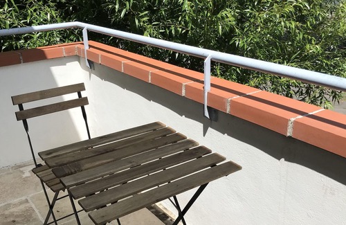 Quartier Croix-Daurade Apartment | Cyrano BnB