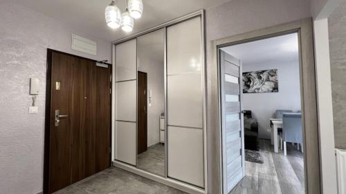 Psie Pole Apartment | Czartoryskiego Apart - Self Check-In 20h - Parking &Lift & 50m Terrace