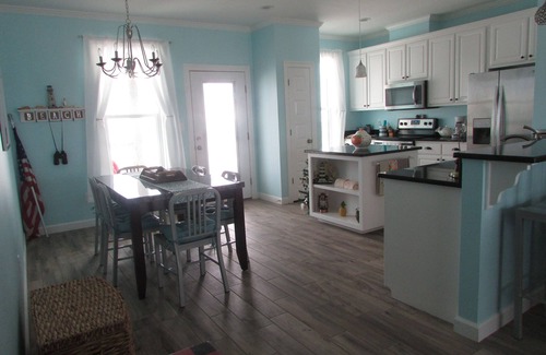 Dauphin Island House | "Czech Mate", Steps From Sound & Gulf, Kayaks Included, Private Beach, West End