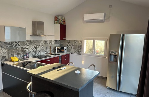 Saint-Vite Apartment | Dépendance 45m2 Tout Équipée Agréable et Calme Animaux de Compagnie Acceptés