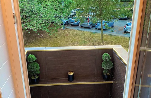 Poissy Apartment | Détente Dans cet bel Appartement Complet Avec spa Privatif et Accès Illimité