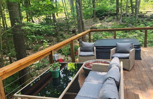 Brownsburg-Chatham Ski Chalet | Dôme Le Montagnard (spa-arcade-sauna)