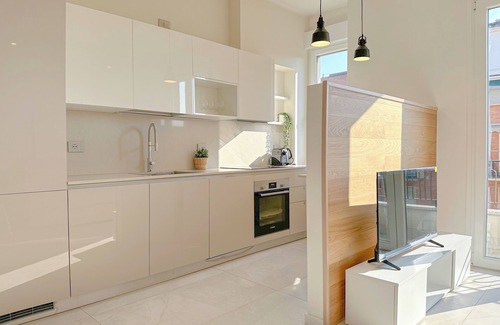 Navigli Apartment | D'adda 16 - Suite Luminosa - 3 min dal Naviglio