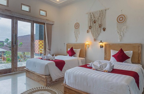 Sampalan House | D'Arya Sea View