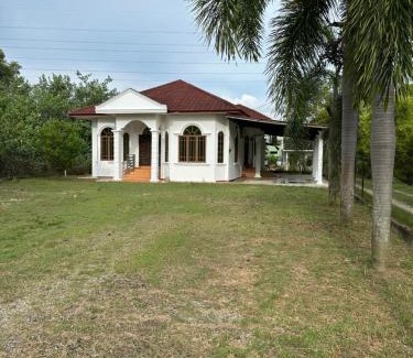 Kota Bharu House | D'Bayu Kota Bharu Homestay