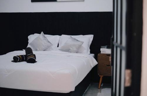 Banyuwangi House | D Black Houze Banyuwangi