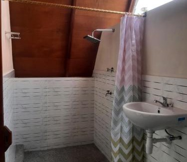 Kecamatan Masbagik Bed & Breakfast | D' Carasti Bungalow