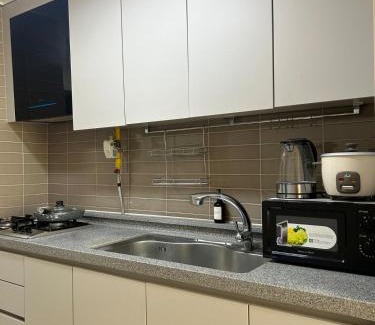 Clark Freeport Apartment | D'heights L5 Condo