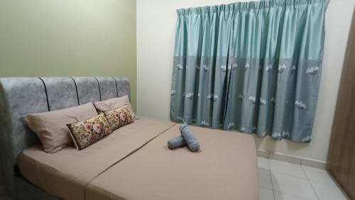 Kota Warisan Apartment | D2303 Camellia Stay, Alanis Near KUL Airport