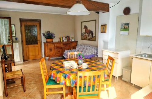 Chiomonte Apartment | Da Miki