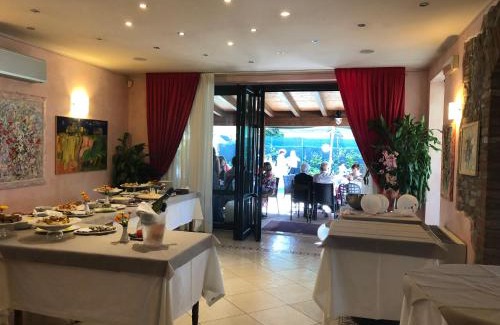 Rezzano Hotel | Da Nando Antica Osteria Hotel