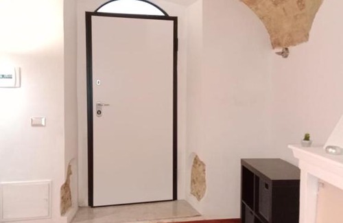 Guglionesi Apartment | Da Nord a Sud - Monolocale rustico dell'800