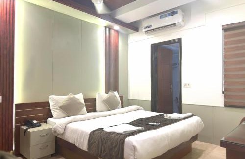 Karol Bagh Hotel | Daanish Residency in Karol Bagh Delhi Near Ganga Ram Hospital