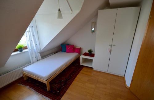 Bothfeld Apartment | Dachgeschosswohnung
