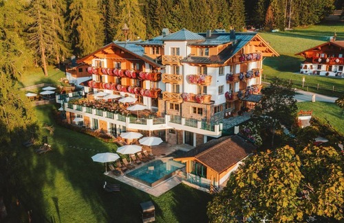 Ramsau am Dachstein House | Dachstein-suite, HP, Kurz - Hotel Lindenhof