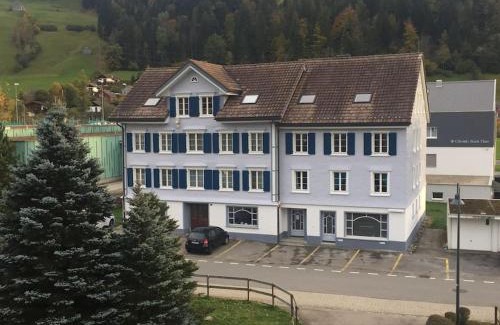 Unterwasser Apartment | Dachwohnung Zentrum Unterwasser