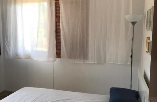 Nea Iraklia House | Daddy’s sea view house