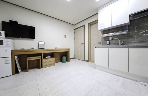 Kunip Condo | Daecheon 323 Condo