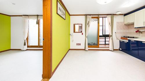 Kunip House | Daecheon jeulgeoun pension