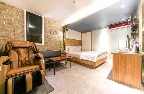 Seongnae-dong Hotel | Daegu Dongseong-ro Heaven Story