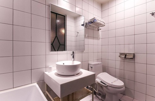 Bokhyeon-dong Hotel | Daegu Italian Summer