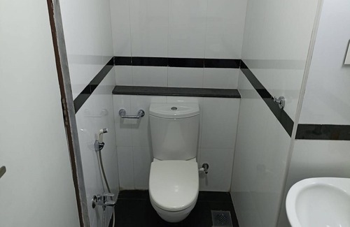 Velankanni Hotel | Daffodil Inn