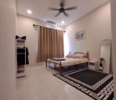 Kuantan House | DAHLYA HOMESTAY