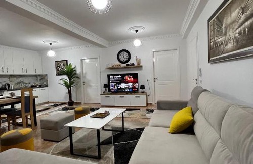 Elbasan Apartment | Daily rent apartment city center Elbasan 6