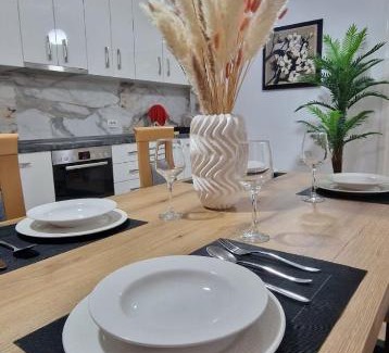 Elbasan Apartment | Daily rent apartment city center Elbasan 6