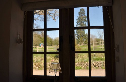 Tonbridge Cottage | * Dairy Cottage *, Child Friendly Holidays. DISCOUNTS available -call!