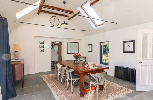 Kilmyshall Cottage | DAIRY LANE COTTAGE, pet friendly in Bunclody, County Wexford