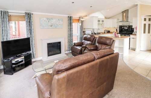 Eardisland Cottage | DAISY, pet friendly, with a garden in Eardisland